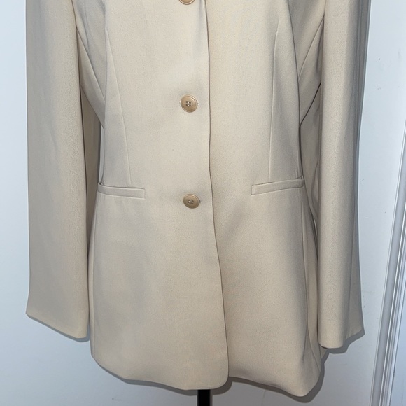 Barami Suit Jacket - Picture 3 of 15